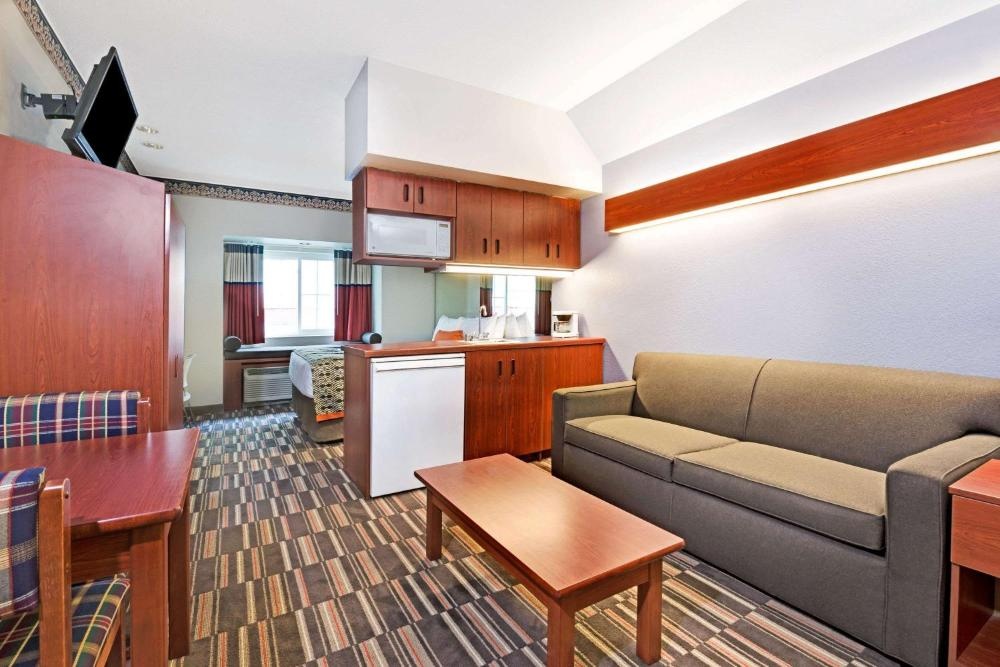 Microtel Inn & Suites By Wyndham Urbandale/Des Moines